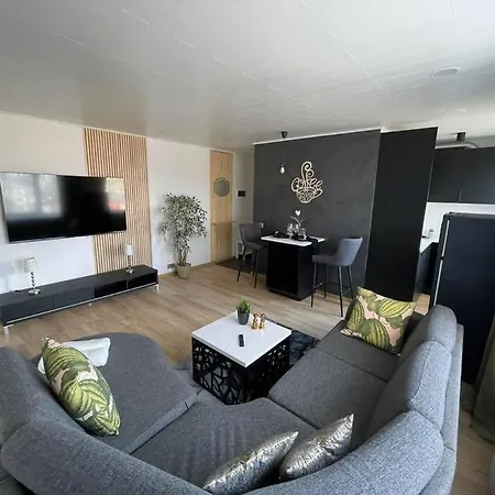 Puiestee Apartment Valga Exterior photo